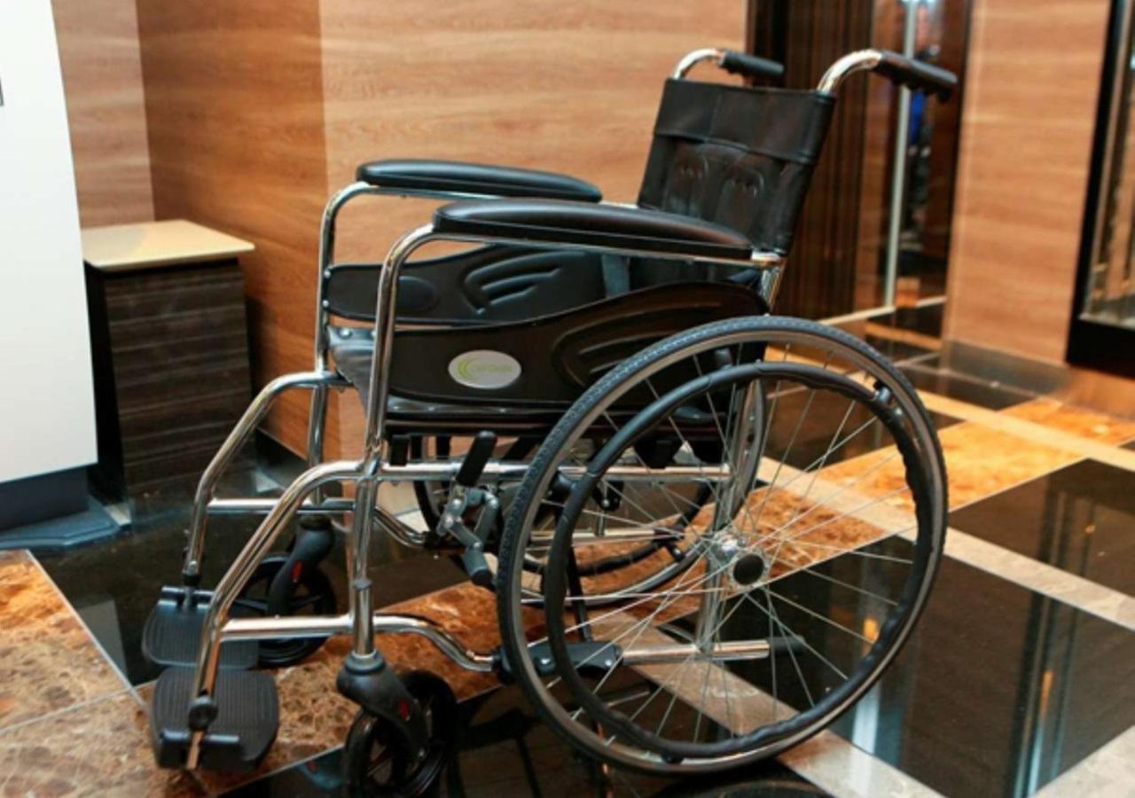APA Hotel Yodoyabashi Kitahama Ekimae Osaka Bagian luar foto